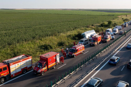care este starea copiilor dusi la spital dupa ce autocarul cu care mergeau la mare s a rasturnat pe autostrada a2 6858eb3f5ab61