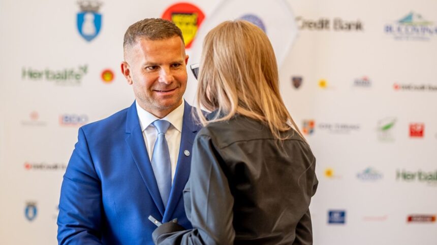 ce lovitura romania si a depus candidatura pentru organizarea mondialului 6862726bd33d7