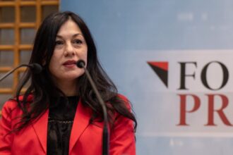 comunicarea institutionala in era digitala alexandra cucu lanseaza un studiu de caz despre primaria constanta 6840db346a1bb