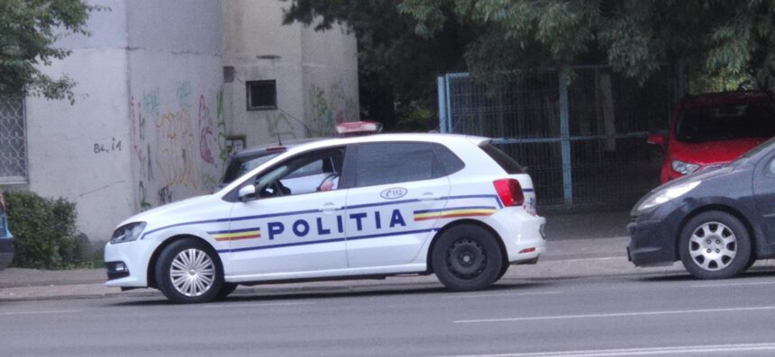 constanta un angajat al unei firme de securitate aflat in timpul serviciului filmat pe strada inarmat si baut identificat de politisti in amendat 68544f2913340