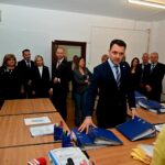 depus in parlament si sustinut de crusoveanu pnl comisia de evaluare obligata sa preia documentatia de la persoanele cu handicap si sa o transmita direct institutiilor competente 683d9cf14bfc9
