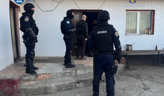 doi proxeneti au dat lovitura cu un salon de masaj au obtinut castiguri enorme exploatand sexual mai multe tinere 685d966560255