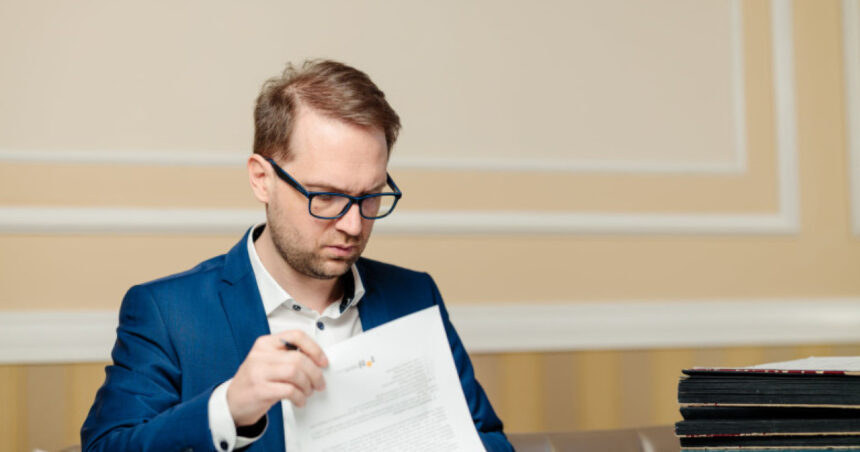 dominic fritz se opune cresterii de taxe statul roman sa faca o cura de slabire si sa taiem din chetuieli 684c2e2bcd254