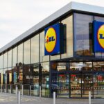 doua femei prinse la iesirea din lidl ca le a crescut talia in timp ce erau la cumparaturi 685348728df99