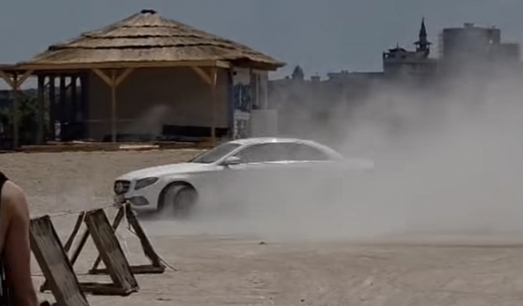 drifturi pe o plaja din constanta distractia l a costat pe sofer 11 mii de lei 684d244c15a59