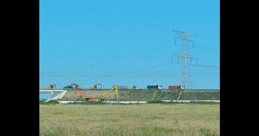 drumul principal de legatura intre podul suspendat peste dunare si judetul tulcea intra din nou in reparatii inainte de inaugurare 68527b647f85f