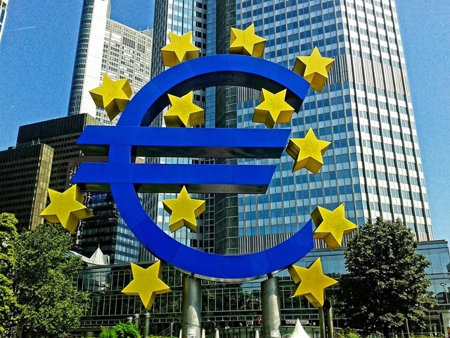 dupa bce si comisia europeana da unda verde pentru aderarea bulgariei la euro 684060ac1c8ea