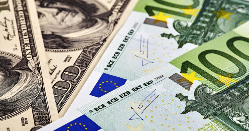 euro a ajuns la cel mai ridicat nivel fata de dolar din ultimii patru ani care este explicatia 684b1d0e6999b