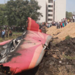 exclusiv ce spune un fost pilot roman care a zburat chiar pe tipul de avion prabusit in india despre tragedia aviatica de la ahmedabad 684ad1e5bc283