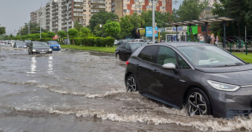 exclusiv furtuna care a inundat capitala semn al schimbarilor climatice roxana bojariu nu vom scapa de ploi ce urmeaza saptamana viitoare 684868ff54800
