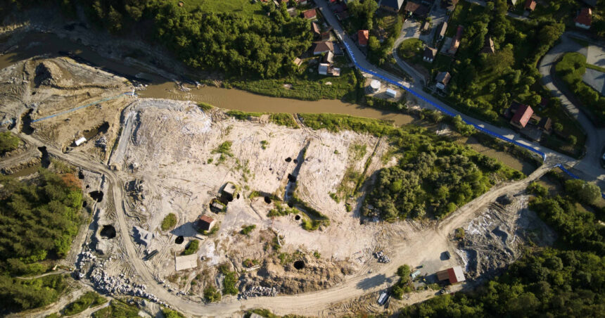 experti din spania olanda germania si ungaria vor sosi in romania pentru a evalua situatia de la salina praid anunta raed arafat 683f5da2704f0