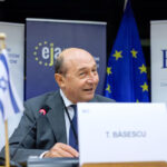 fostul presedinte traian basescu operat de urgenta la paris 684d9e58cef86