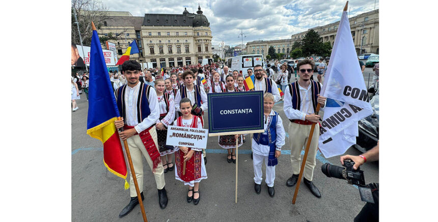 foto ansamblul folcloric romancuta din cumpana a reprezentat dobrogea la festivalul international muzici si traditii in bucuresti 6857b0920a53c