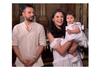 foto avocatul adrian cuculis si a botezat fetita micuta lara maria a stat la slujba ca un ingeras curios 6856c4dee46f3