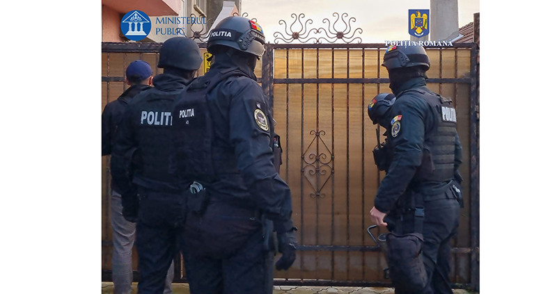 foto caz incredibil la lumina mascatii au gasit un adevarat arsenal un barbat si a transformat curtea intr un poligon de trageri spre disperarea vecinilor 685a695557bb5
