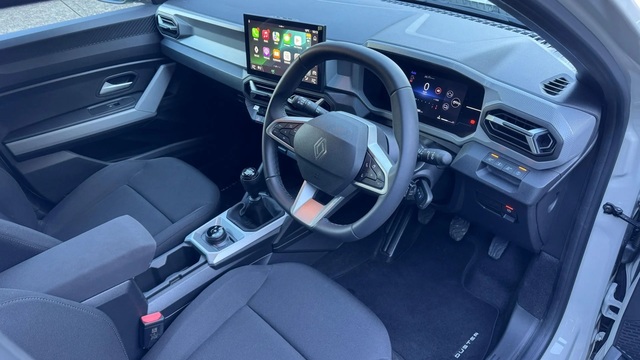 foto dupa o asteptare indelungata duster se lanseaza in australia presa locala rivalizeaza cu suzuki vitara 68579eac2fa56