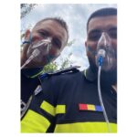 foto o fetita de 11 ani a fost salvata de politisti dintr un apartament in flacari micuta a fost preluata de echipajul smurd 685553cf1271b