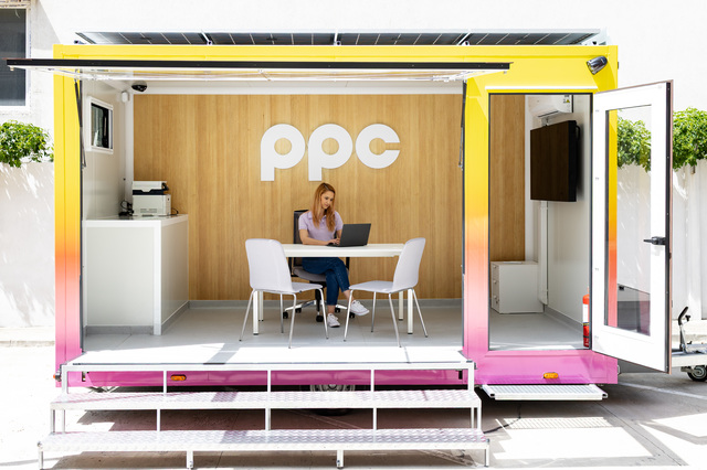 foto premiera ppc energie lanseaza un proiect pilot de magazin mobil in romania 685a9936af0ea