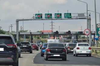 foto video atentie soferi aglomeratie mare pe a2 la statia de taxare de la fetesti banda pentru plata cash aproape blocata 685fd5754a0b3