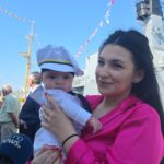 foto video prezenta cu dichis la absolvirea liceenilor din promotia regina maria 150 a colegiului militar alexandru ioan cuza micuta ema maria avea tinuta stabilita inainte de a se naste 6840051db21fd