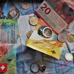 francul elvetian este considerat un refugiu sigur in perioadele incerte dar a devenit un motiv de ingrijorare pentru elvetia 6841f2a5dd7a9