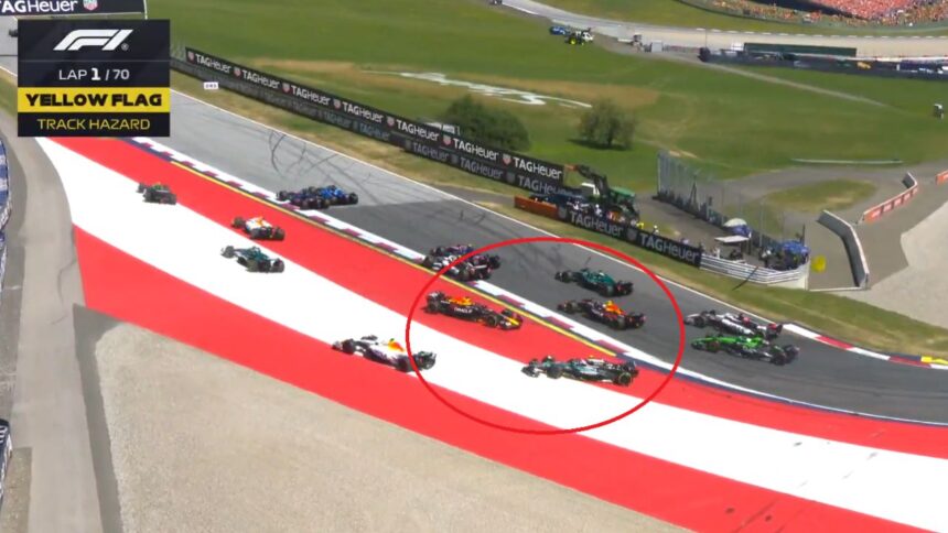galerie foto dezastru pentru verstappen a fost scos din cursa in primul tur din marele premiu al austriei 6861443b4f75e