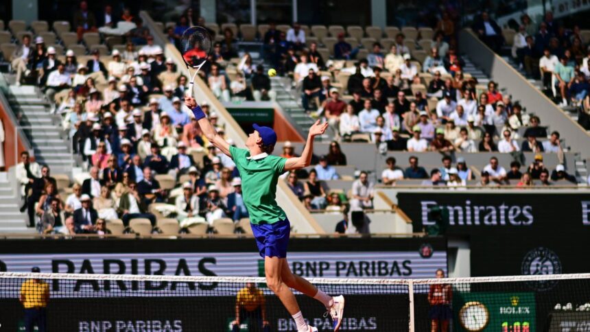 galerie foto luigi sinner usor favorit in finala roland garros 2025 ce avantaj are in fata lui alcaraz 684584b9dde16