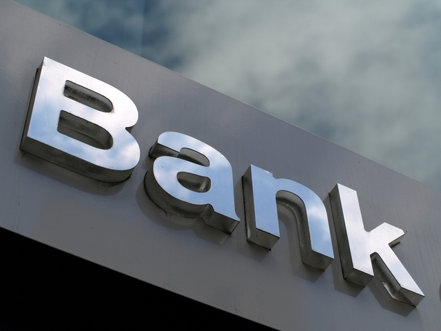 grafic actiunile bancare sar la bursa si trag indicele bet pe un nou maxim al acestui an 683df11903b27