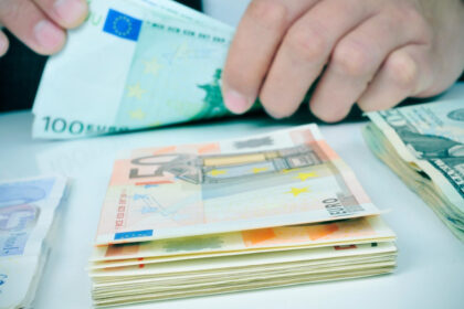ingineria tarifelor cum isi modifica firmele produsele ca sa scape de taxele vamale impuse de donald trump 6854fb12131be