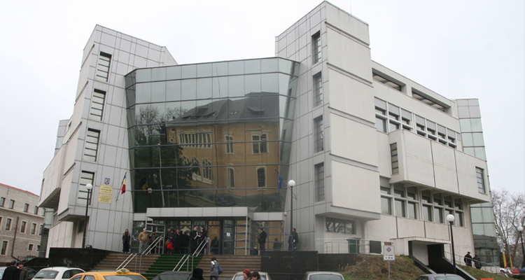 instanta a suspendat dizolvarea unei firme din chirnogeni anchetata pentru folosirea ilegala a minorilor la munca si tentativa de sustragere de la raspundere penala 6854140f7b7dc