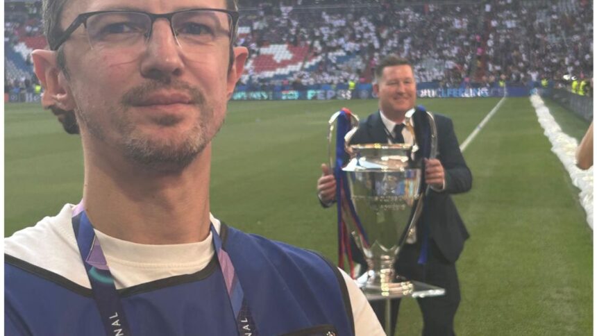 interviu sport ro a stat de vorba cu andrei plesnila fotoreporter acreditat la finala champions league stateam ca in autobuz nu ne puteam misca pana 683df74adb310