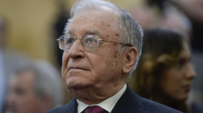ion iliescu diagnosticat cu cancer pulmonar acesta a fost supus unei interventii 684ff08dc992c