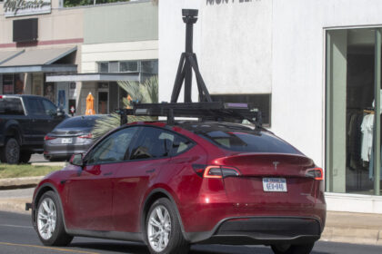 lansare cu probleme a masinilor robotaxi ale tesla in sua autoritatile investigheaza depasiri de viteza si viraje neregulamentare 685b0da13dbdf