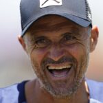 luis enrique e maestru reactia antrenorului de la psg dupa victoria cu atletico madid meci arbitrat de istvan kovacs 684fe78fdf156