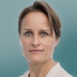 marea britanie a numit pentru prima data o femeie la conducerea mi6 684fb9793d597