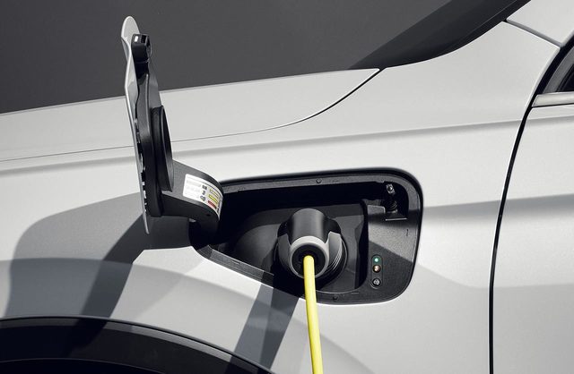 masinile phev ar putea sa devina istorie dupa ce mai multi constructori si au exprimat rezervele fata de viitorul acestei propulsii 68558f49d592f