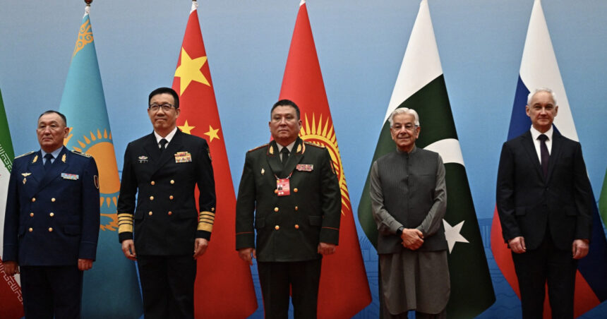 ministrii apararii din iran china si rusia s au intalnit pentru a discuta despre schimbarile cruciale ale secolului 685d07d1c12e4