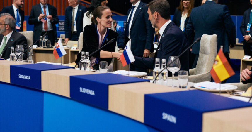 ministrul de externe oana toiu la reuniunea consiliului nato ucraina protejam impreuna cu fortele aliate granita ue 685c4f71efdf5