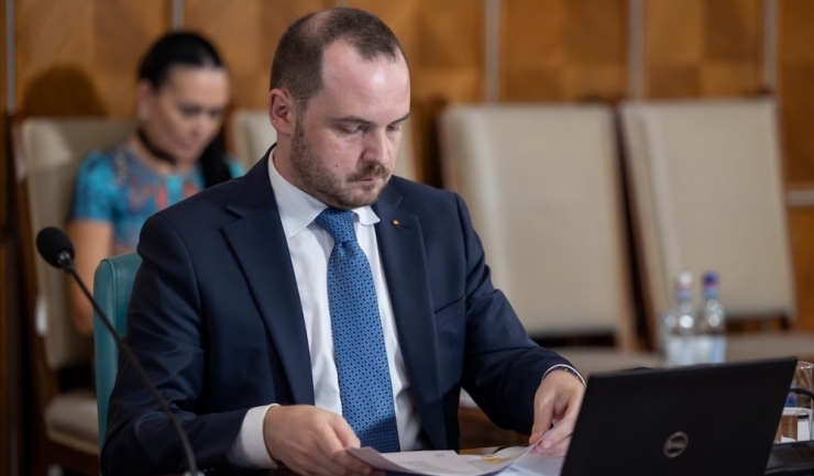ministrul sanatatii medicii care pleaca de la spitalele de stat inainte de program pentru a lucra la privat vor fi concediati 685fec97a4547