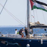 nava madleen cu 12 activisti pro palestinieni la bord inclusiv greta thunberg a ajuns in portul israelian asdod sub paza militara 6847494aa7ba4