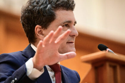 nicusor dan despre alesii racolati de psd de la partidele suveraniste e o dinamica parlamentara constitutionala 684179f4e6966