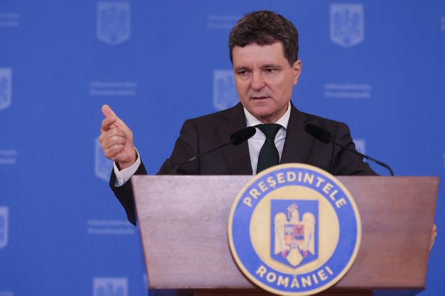 nicusor dan intrebat de ce asteapta ca aceleasi partide care au creat situatia economica sa o si rezolve nu ne permitem experimente nu ne permitem alegeri anticipate trebuie sa lucram cu parlament 6840051886ceb
