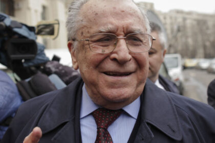 noi date despre starea de sanatate a lui ion iliescu fostul presedinte ramane la terapie intensiva la spitalul sri 68493ffdba293