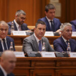 noul guvern investit de parlament cabinetul bolojan a obtinut 301 voturi pentru si 9 impotriva aur a parasit sala inaintea votului 68597ed7b5a12