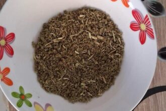 o eleva de 14 ani de la o scoala din mangalia a luat droguri de mare risc de la un barbat care a intrat in curtea unitatii si apoi i s a facut rau isj constanta vine cu explicatii in acest caz 68418cfba50ea