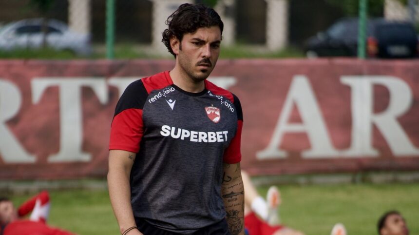 oficial o reziliere de contract si trei nou veniti prezentati astazi la dinamo 6847fff7f2880