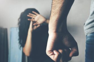 ordin de protectie pe numele unui individ din mangalia obsedat de fosta concubina pe care o urmarea si o agresa chiar si la locul de munca 6840d17e13aff