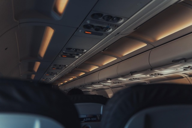 patru zboruri de pe aeroportul otopeni anulate din cauza inchiderii spatiului aerian din orientul mijlociu 685a8f498cbbc