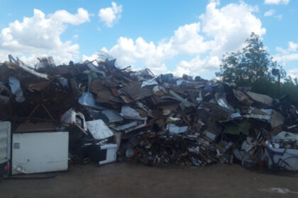 perchezitii la firme suspectate de reciclare fictiva a ambalajelor din sticla si plastic prejudiciu de 8 milioane de lei 683ff63aa7a66