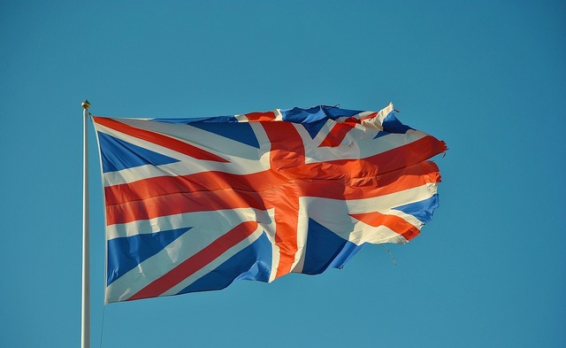 planurile de cheltuieli ale ministrului britanic de finante risca sa declanseze un efect de bulgare de zapada asupra costurilor datoriei marii britanii 684c0ff7c176b